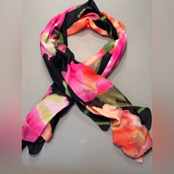 Bold Floral Sarong Wrap Scarf - Picture 10 of 14